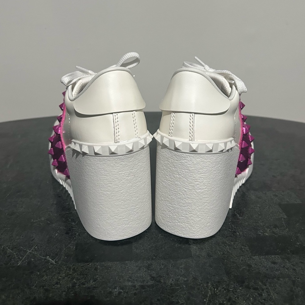 NWOT AUTHENTIC Valentino Garavani Rockstud Untitled Platform Sneakers. BEAUTIFUL - Picture 9 of 16
